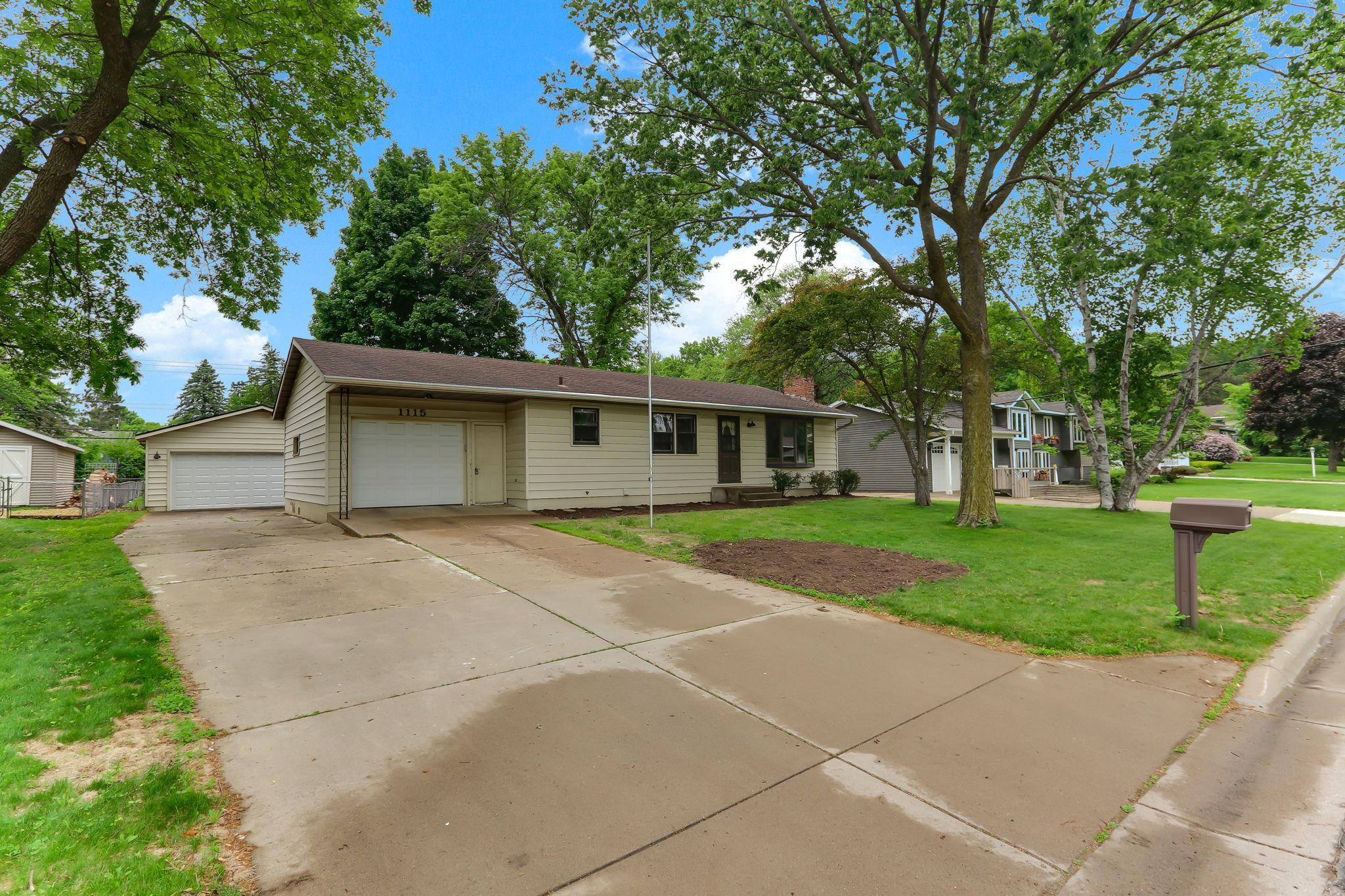 1115 14th Street Property Photo 1