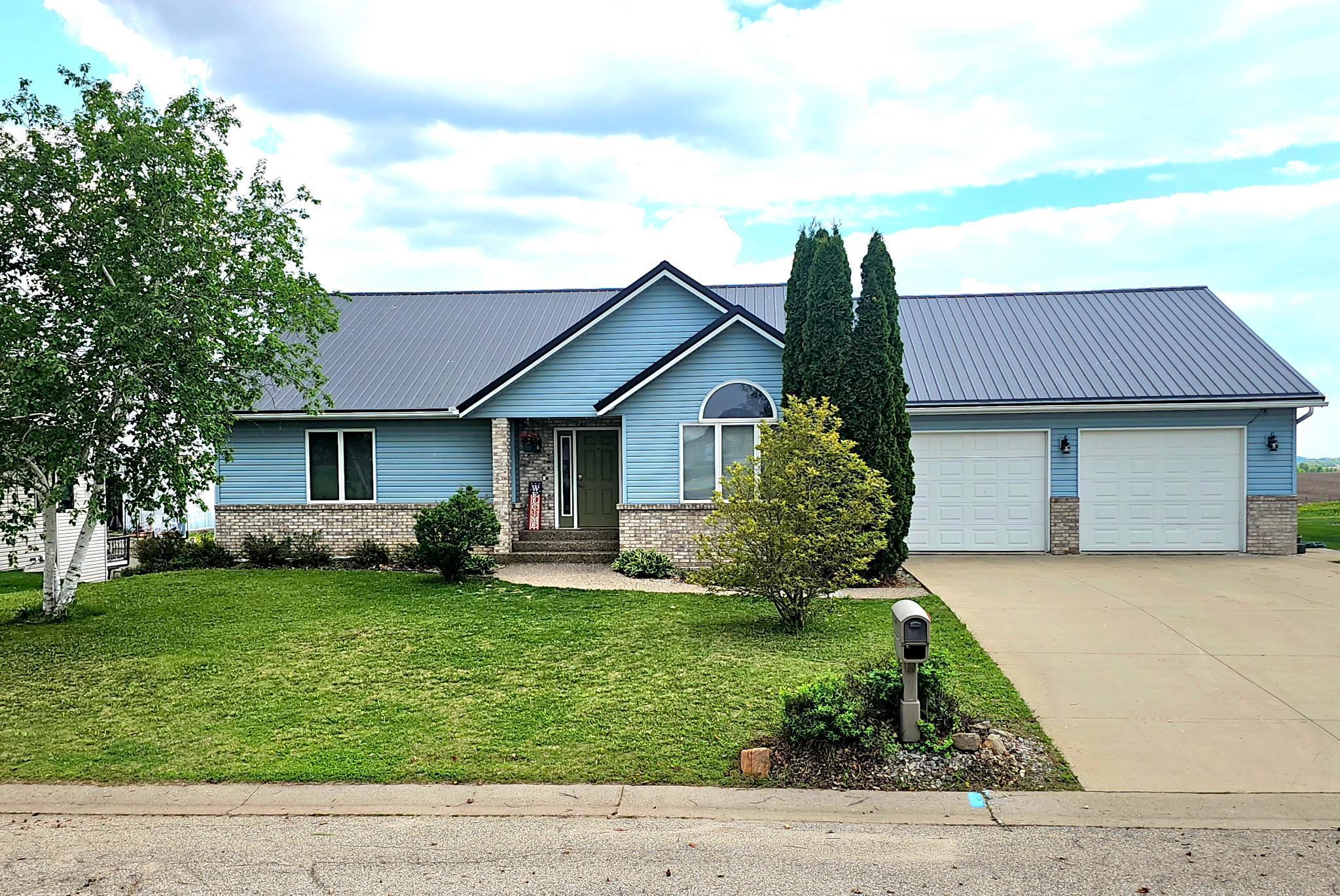 213 Park Drive Property Photo 1