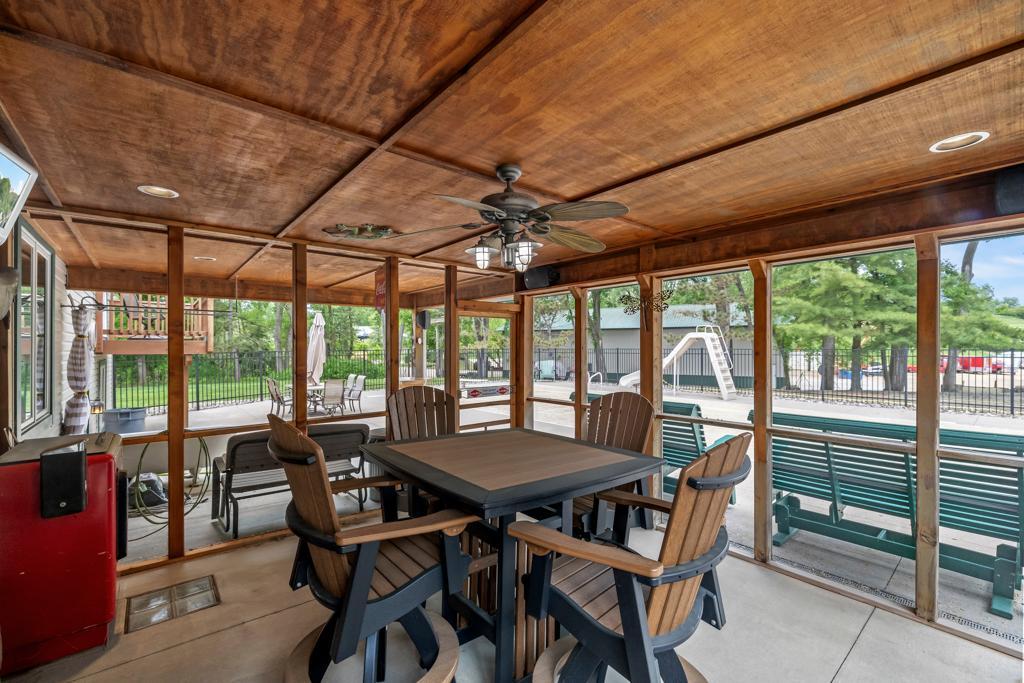 2511 Carver Avenue E Property Photo 6