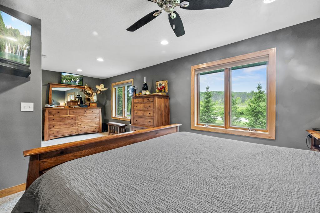 2511 Carver Avenue E Property Photo 26