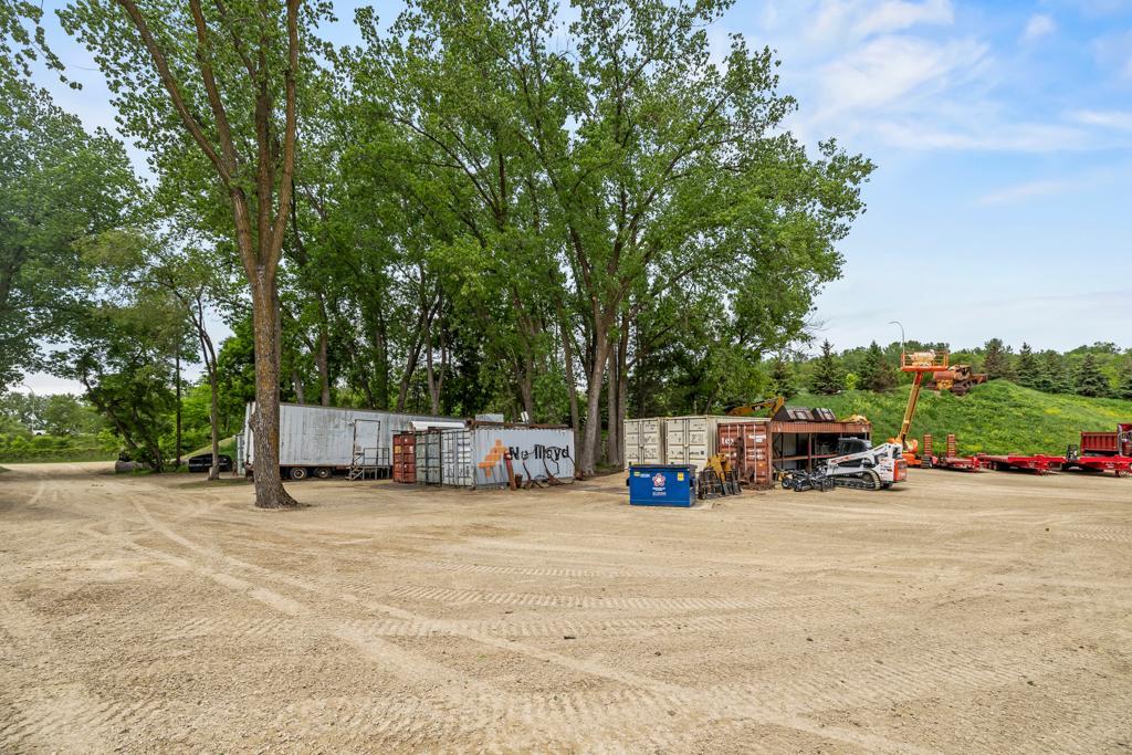 2511 Carver Avenue E Property Photo 53