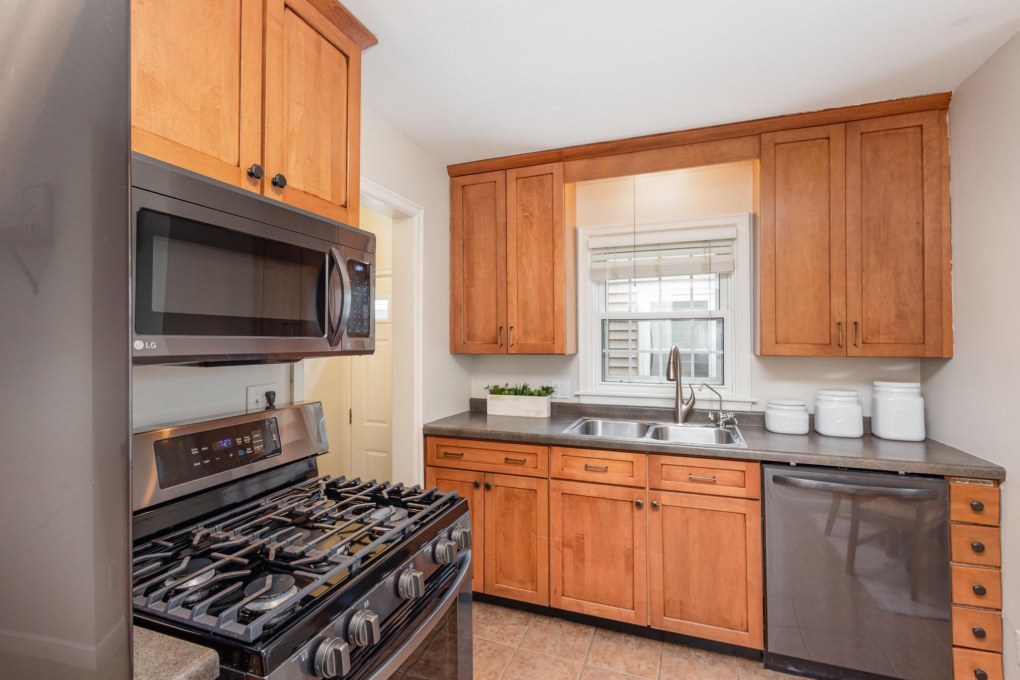 5155 Elliot Avenue Property Photo 7