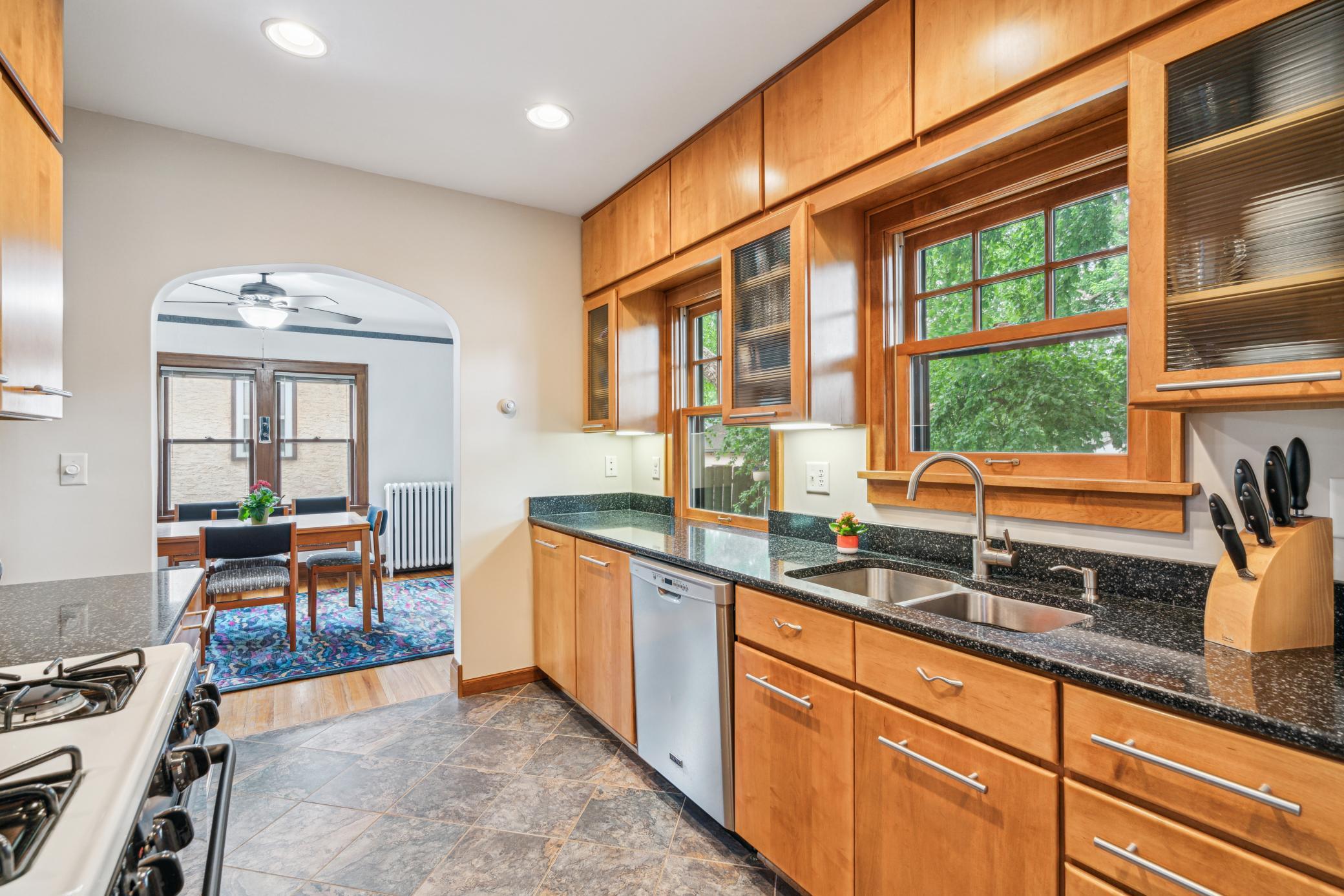 4832 Park Avenue Property Photo 16