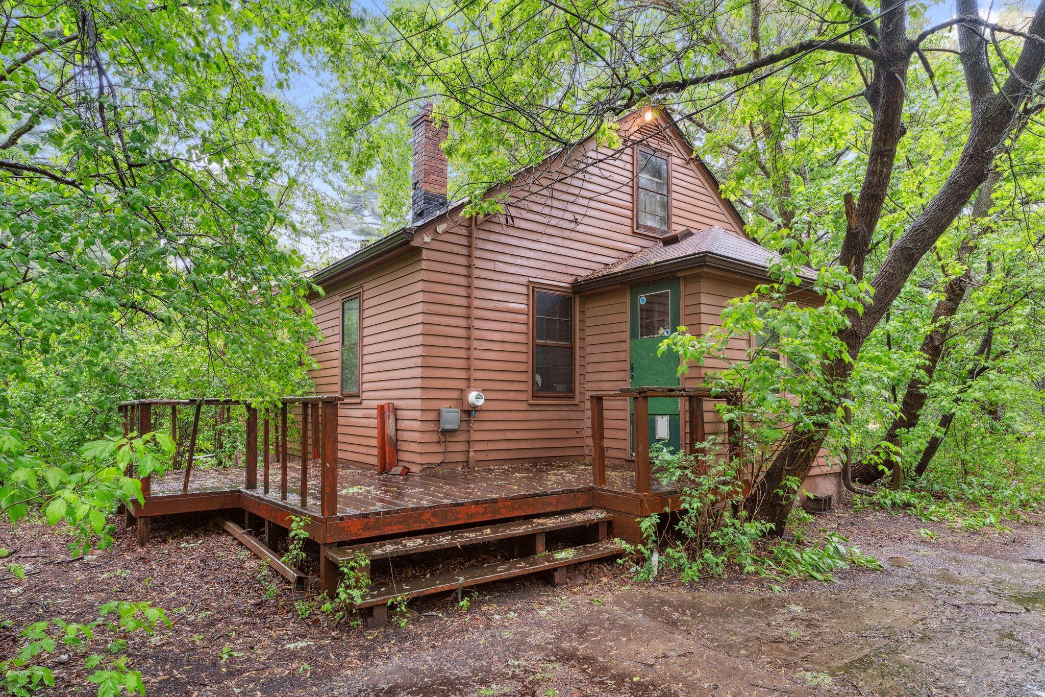 3032 County Road H2