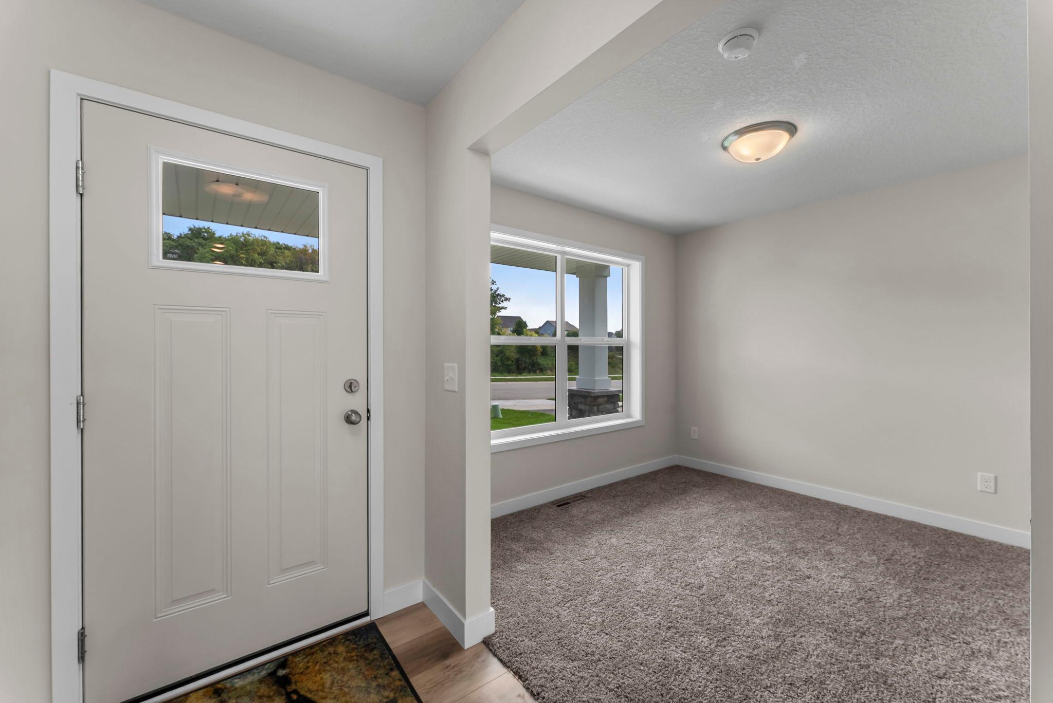 7451 Agate Trail Property Photo 6