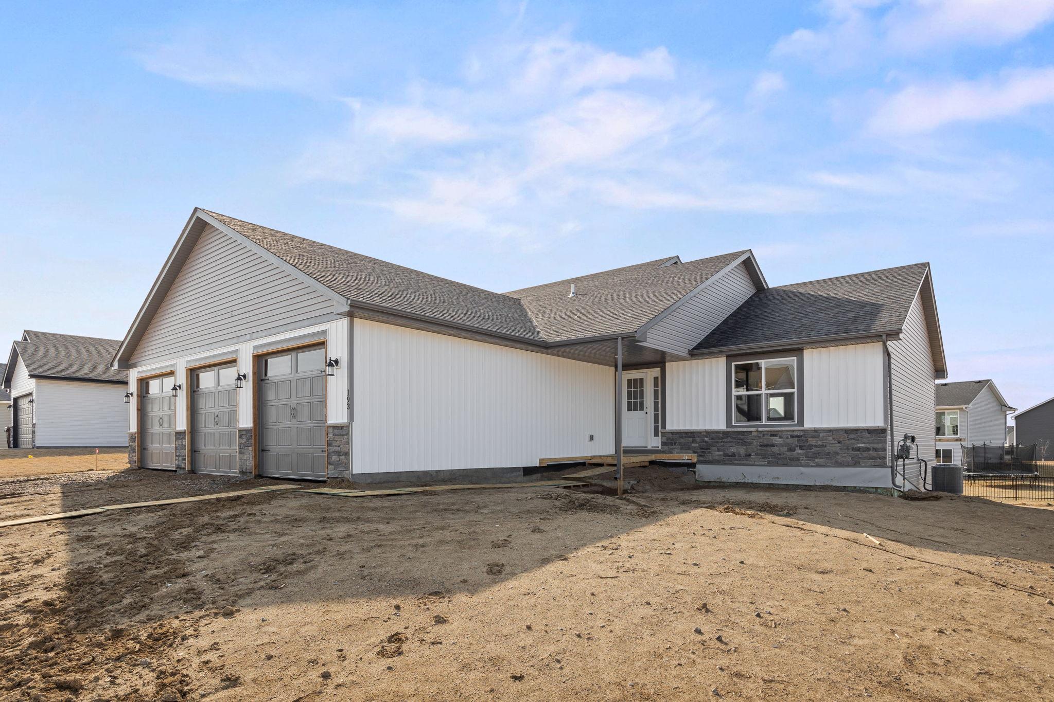 872 Watertown Avenue Property Photo 1