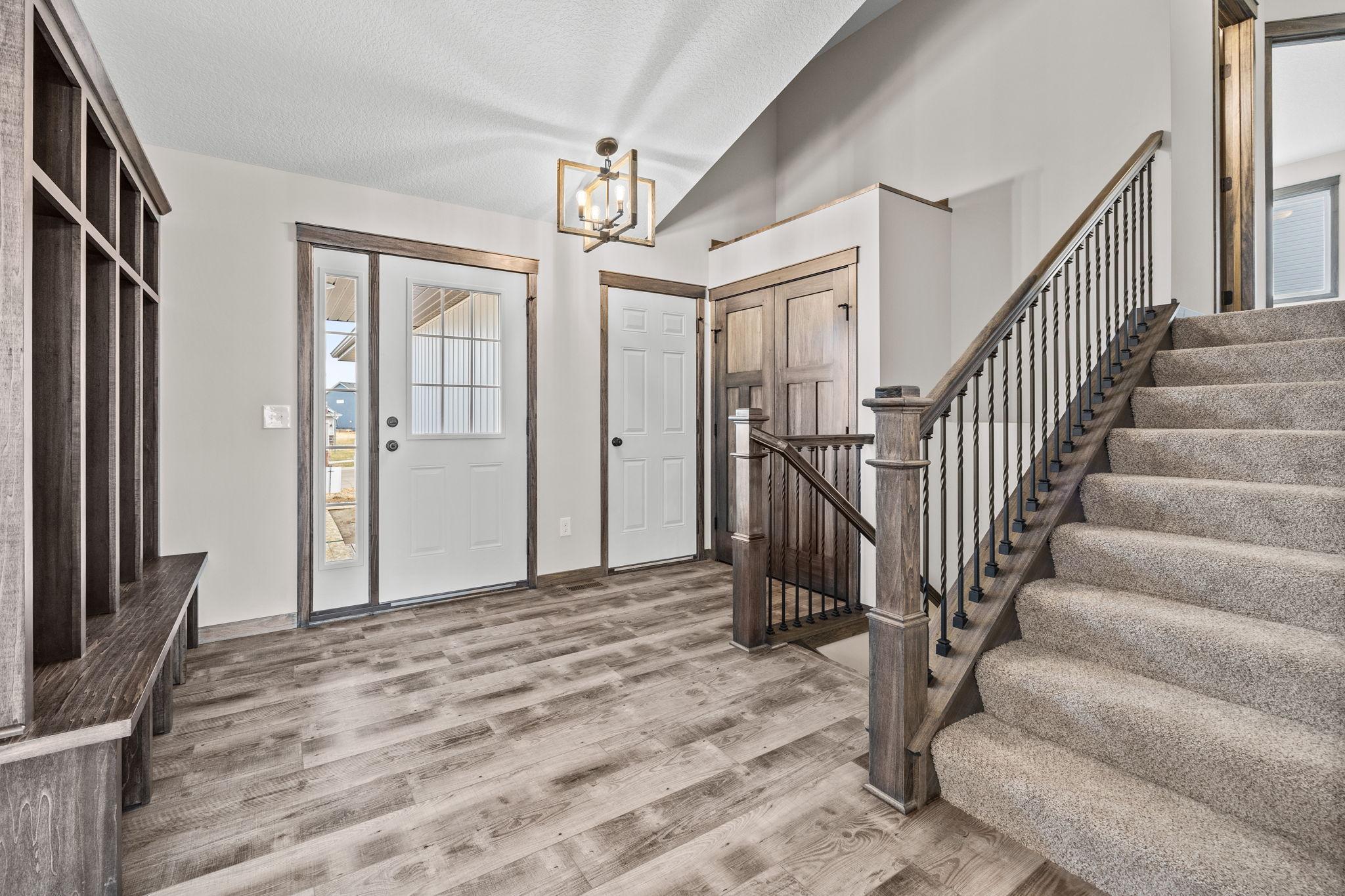 872 Watertown Avenue Property Photo 8