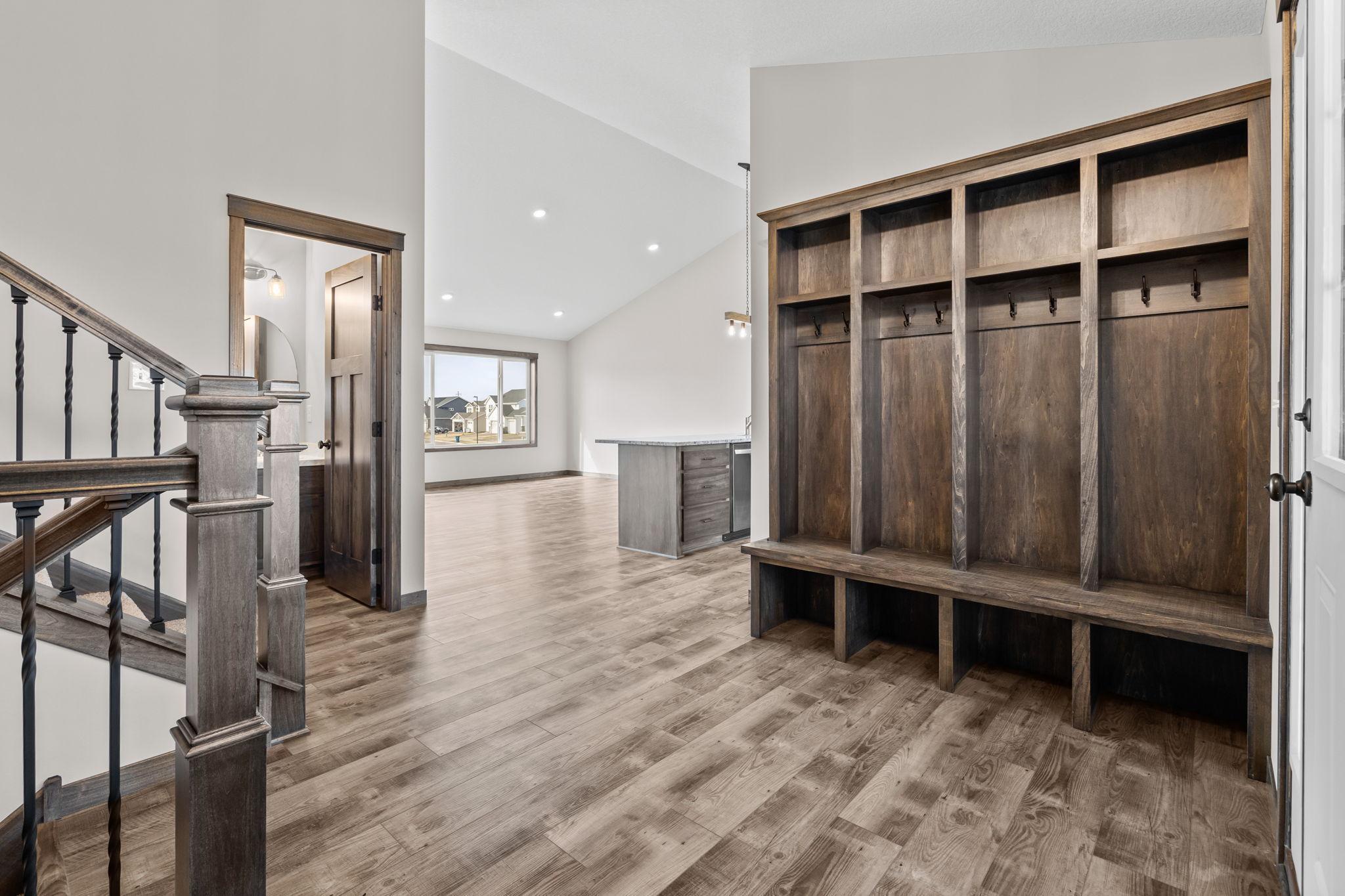 872 Watertown Avenue Property Photo 9