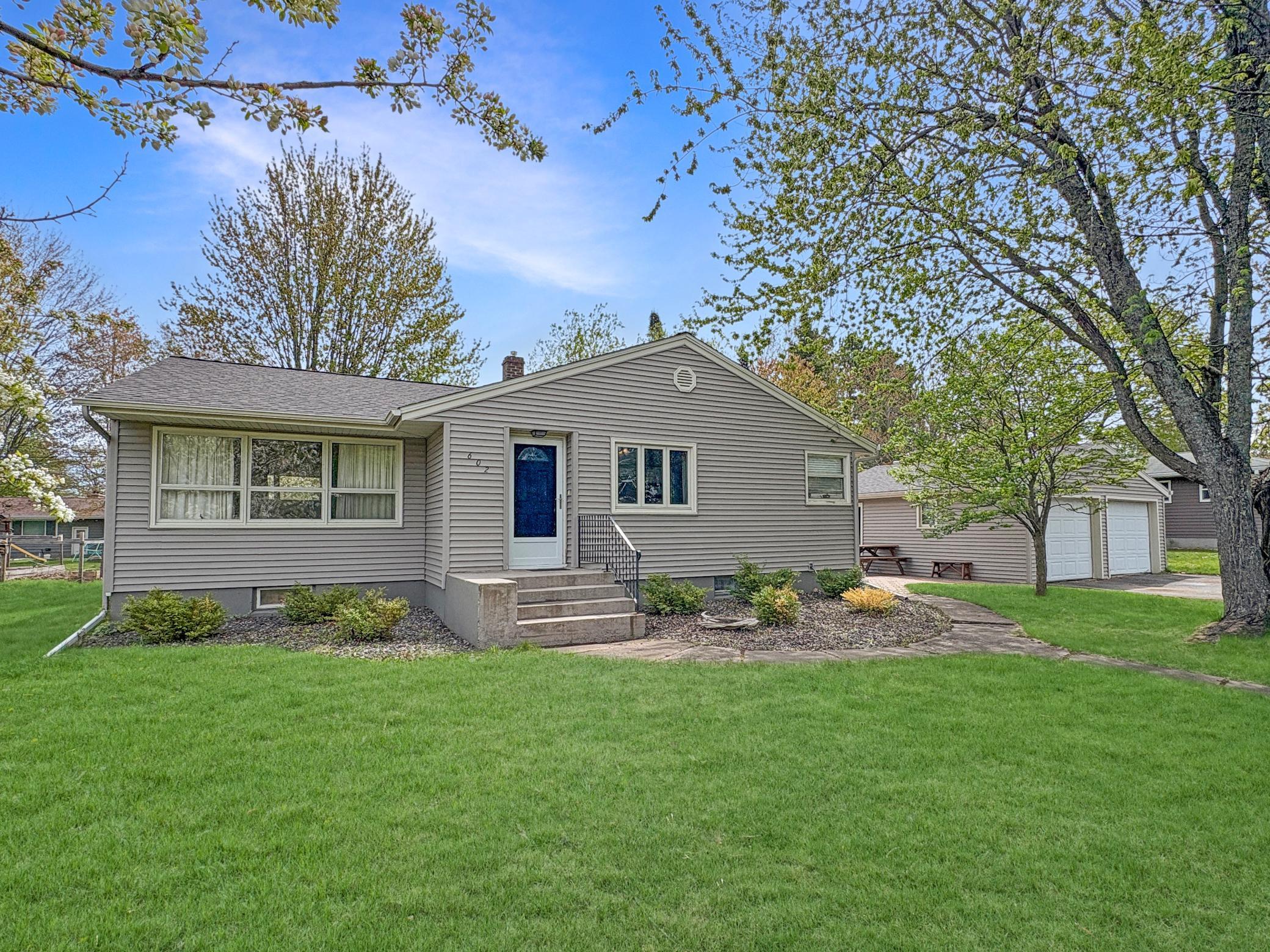 602 26th Street Property Photo 1
