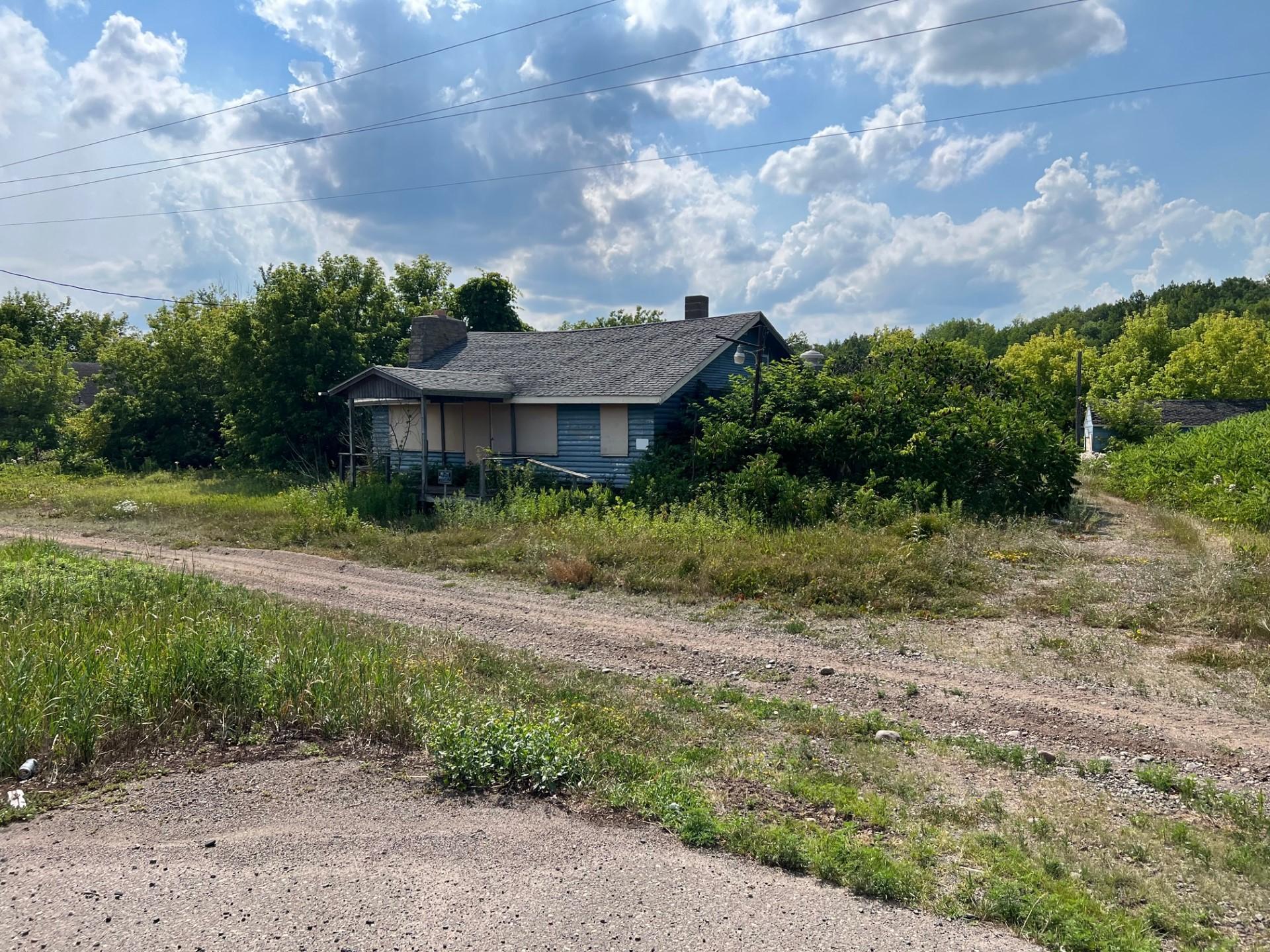 8335 Us Highway 169 Property Photo