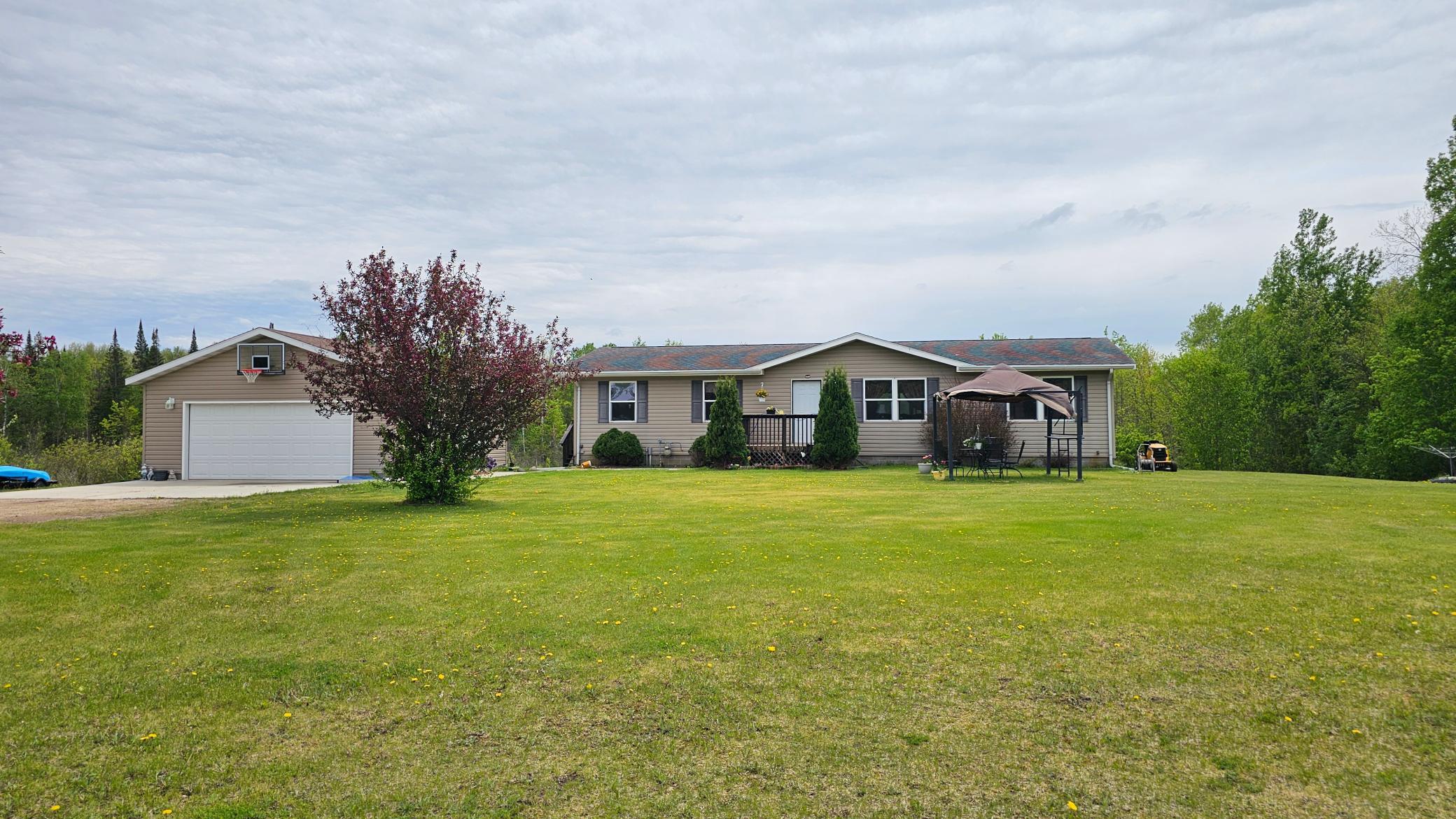 15639 390th Street Property Photo 1