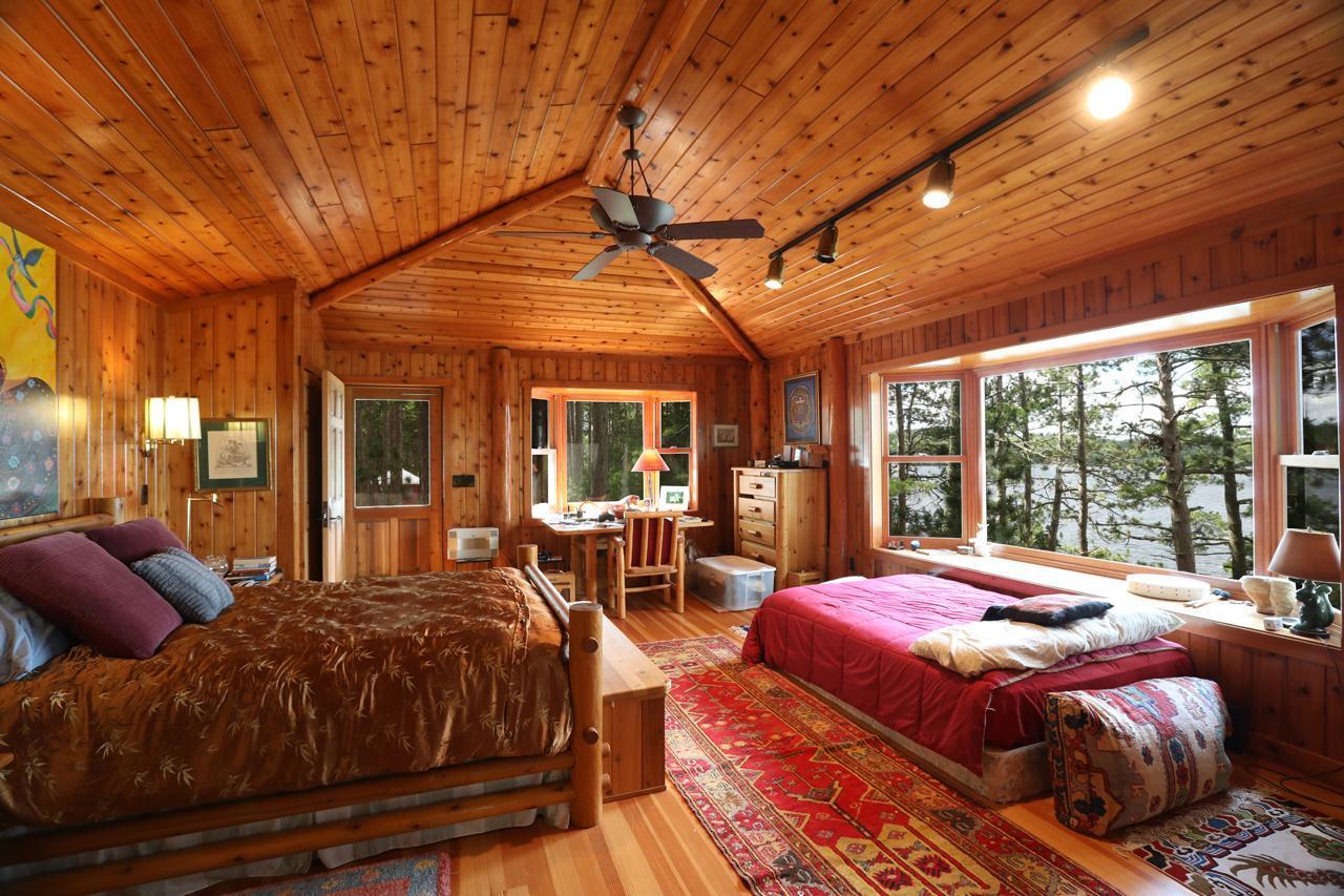 X Waters Island Property Photo 10