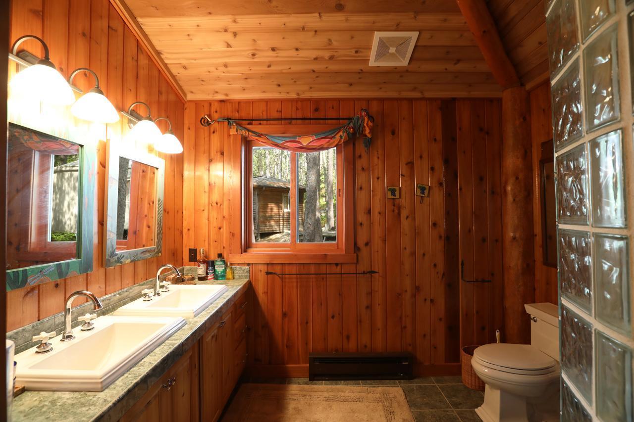 X Waters Island Property Photo 14