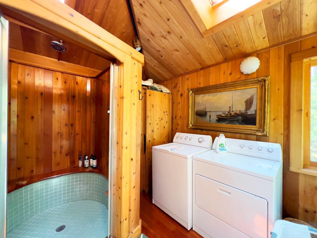 X Waters Island Property Photo 16
