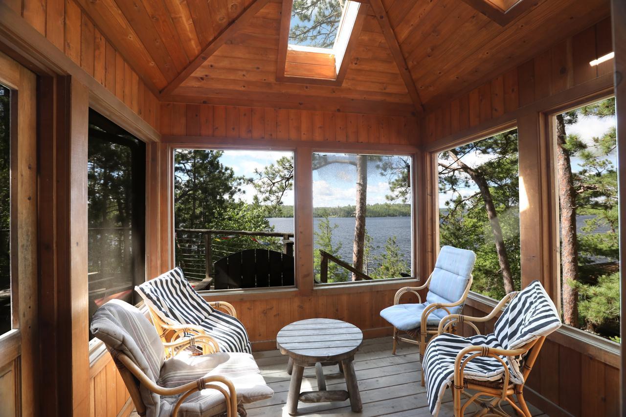 X Waters Island Property Photo 17