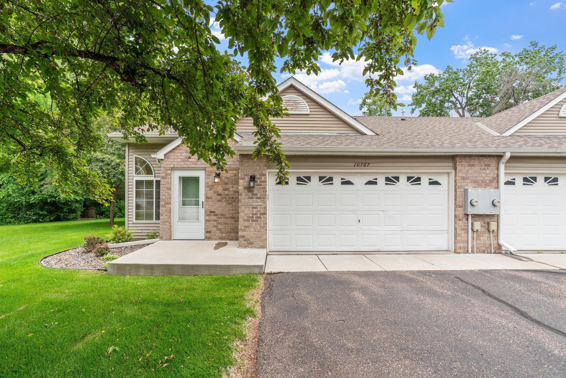 10767 Tamarack Circle Property Photo 1