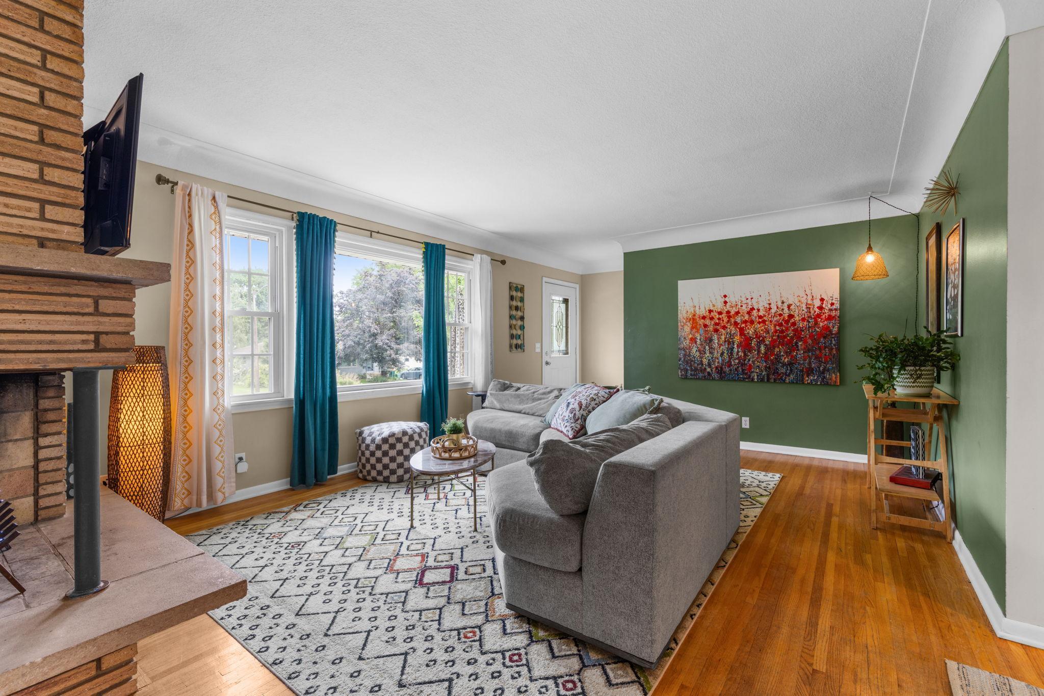 4065 Jersey Avenue Property Photo 4