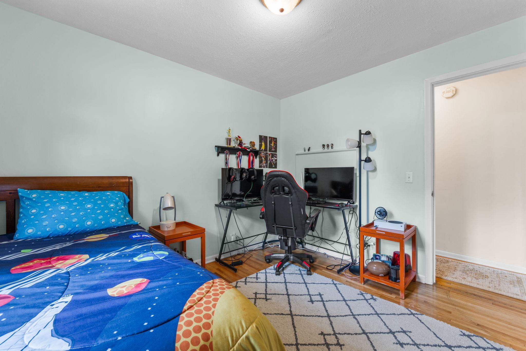 4065 Jersey Avenue Property Photo 8