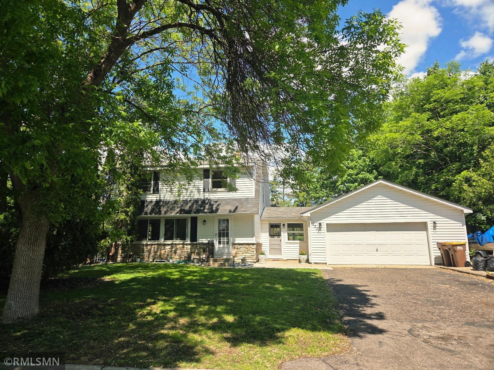 2531 Mayfair Avenue Property Photo 1