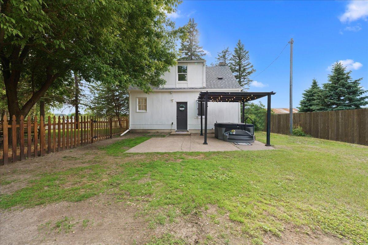 1453 Ne Sims Road Property Photo 6