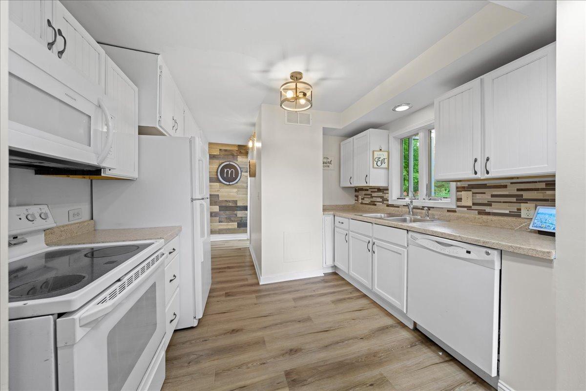 1453 Ne Sims Road Property Photo 11
