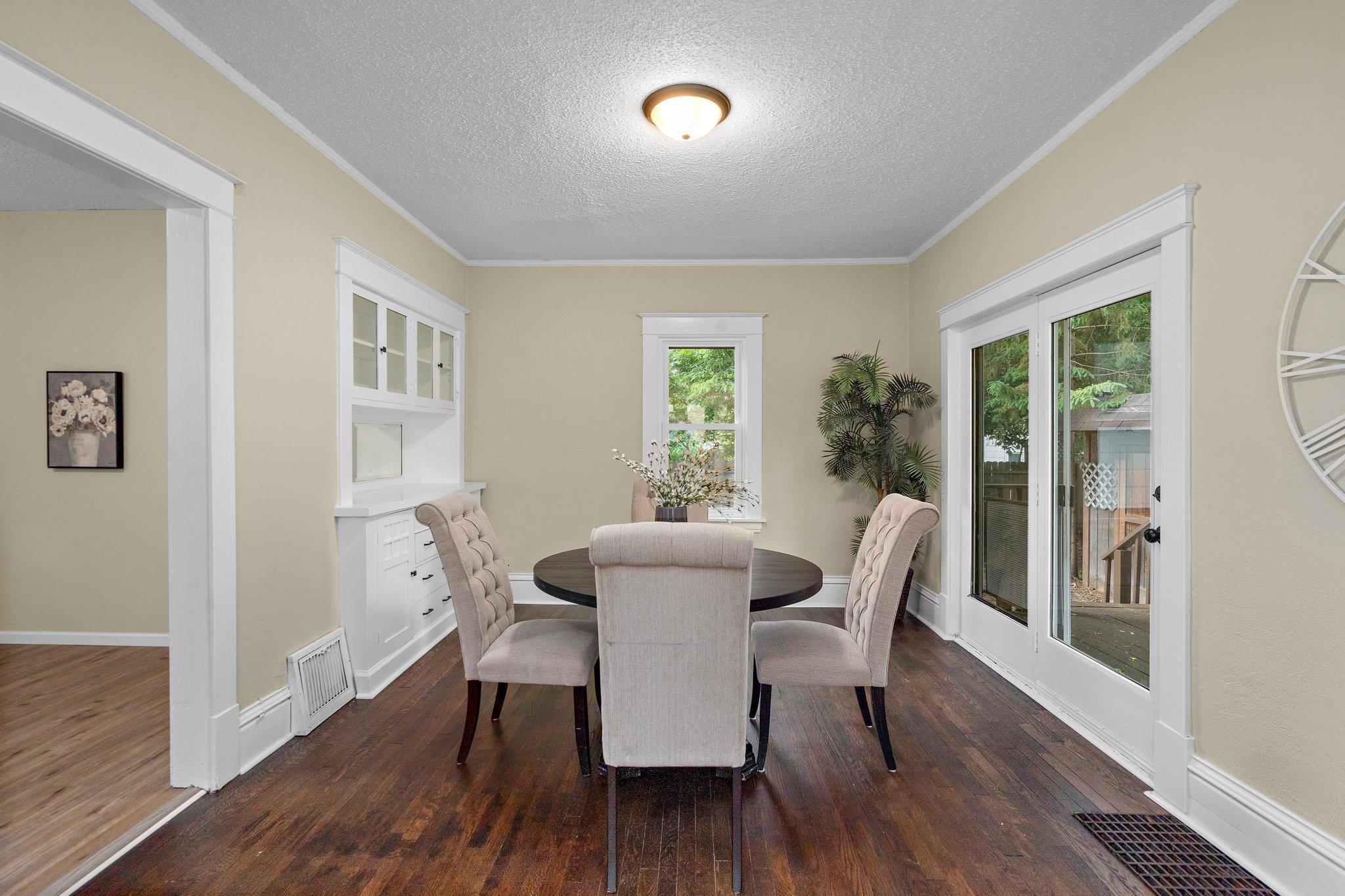 248 Ivy Avenue Property Photo 6
