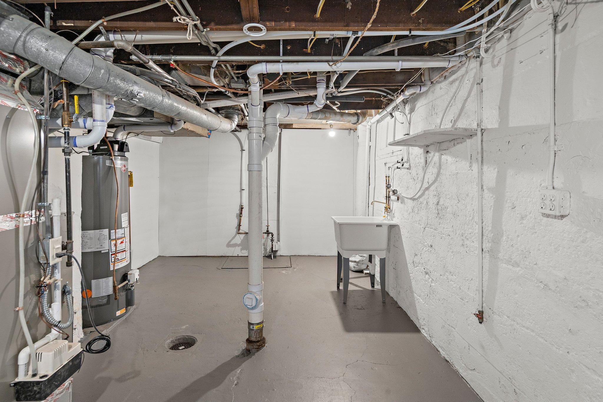 248 Ivy Avenue Property Photo 18
