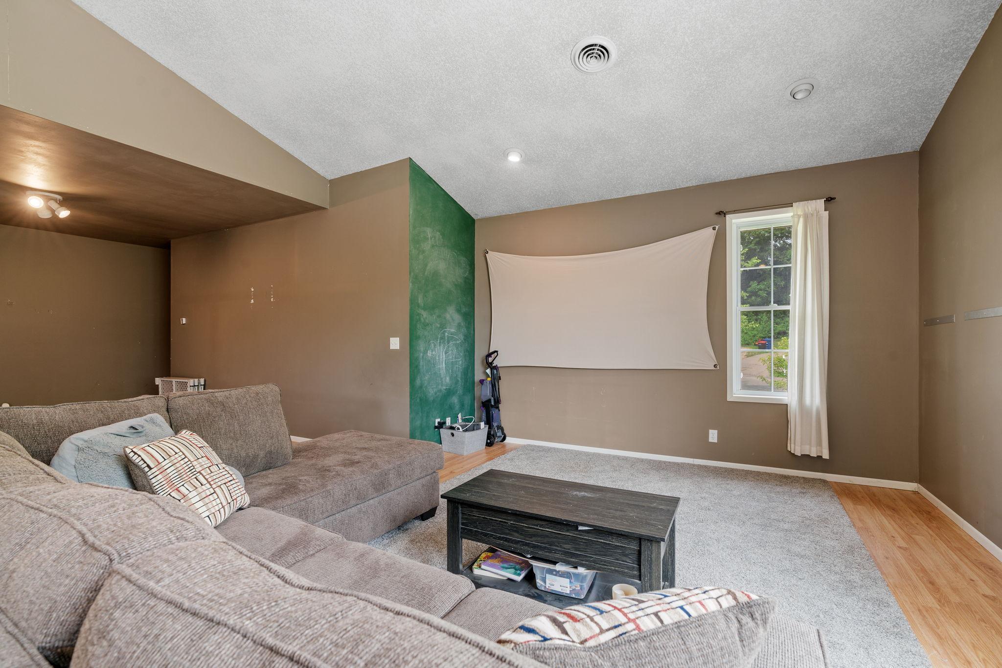 2391 Brooks Avenue Property Photo 28