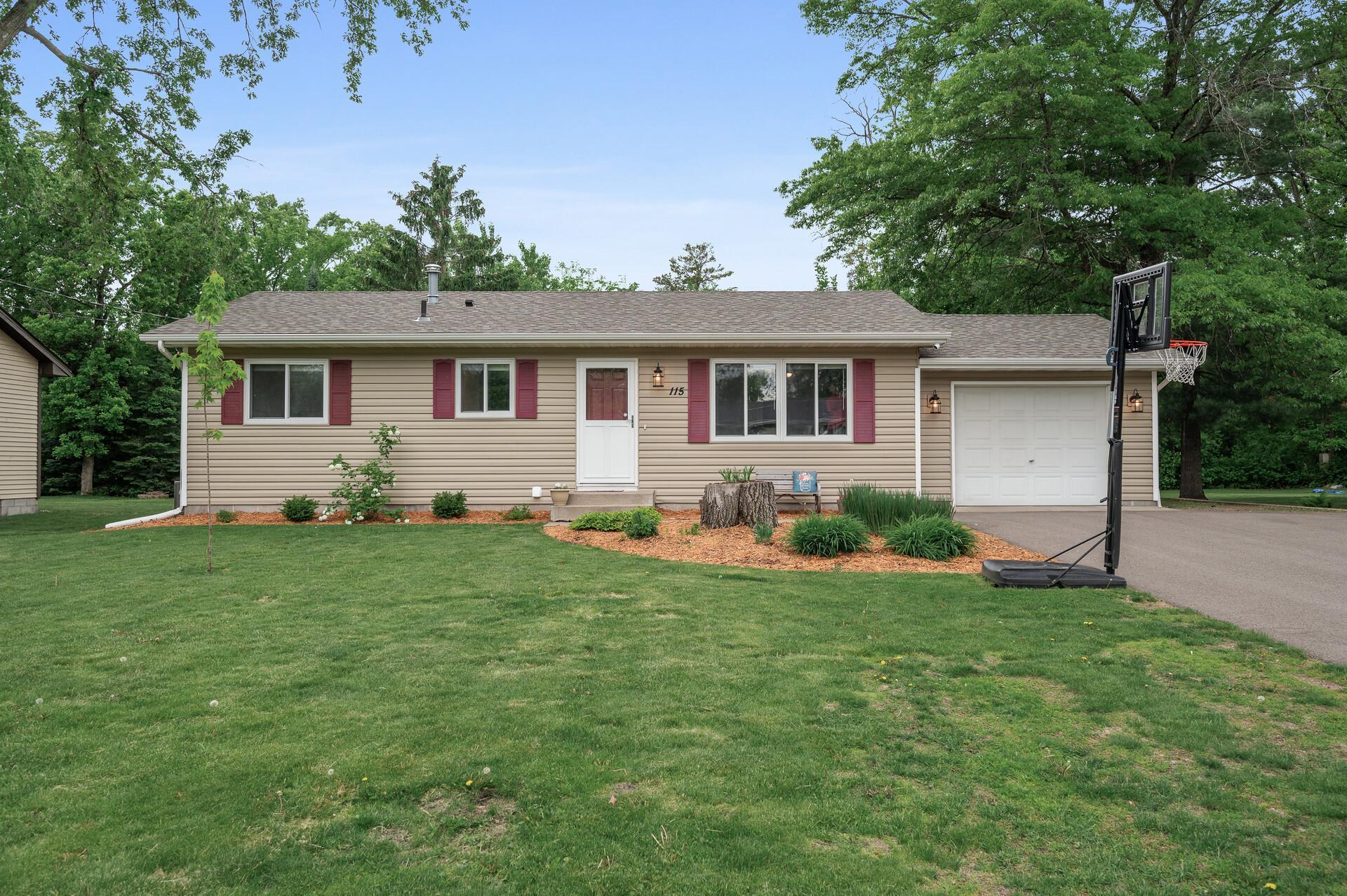 115 Woodland Drive Property Photo 1