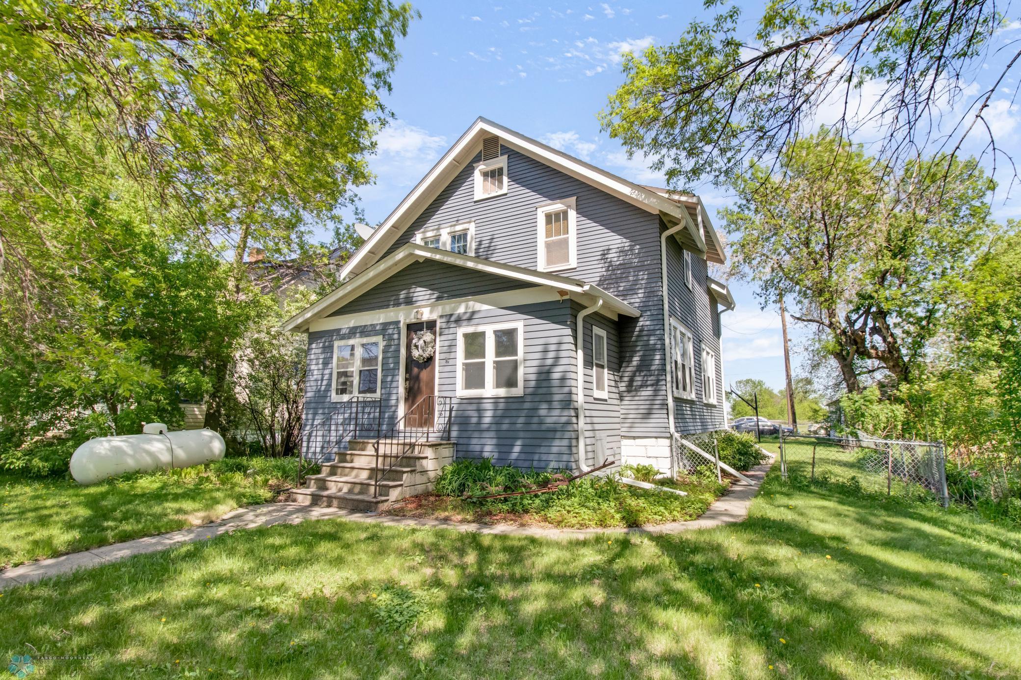 114 1st Street Property Photo 1
