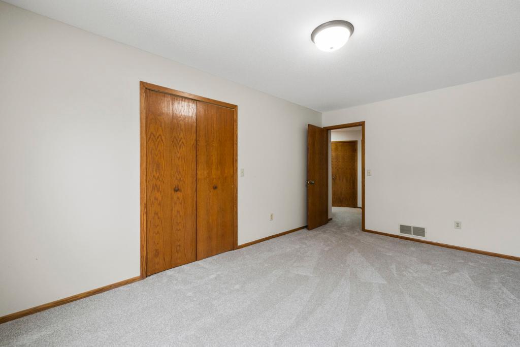 7523 15th Street Lane Property Photo 20