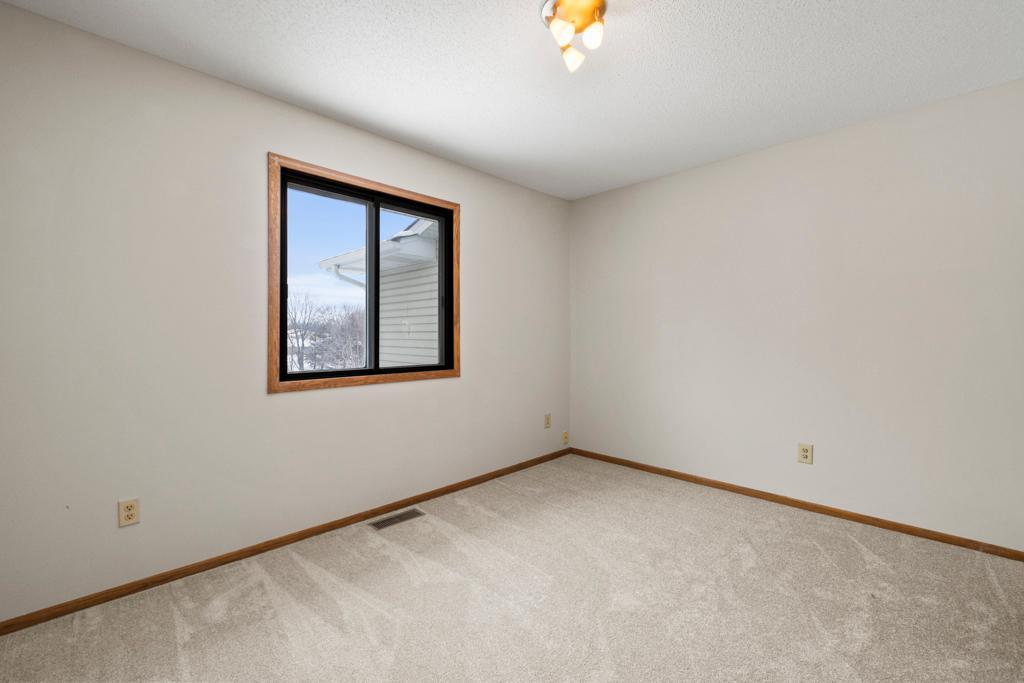 7523 15th Street Lane Property Photo 28