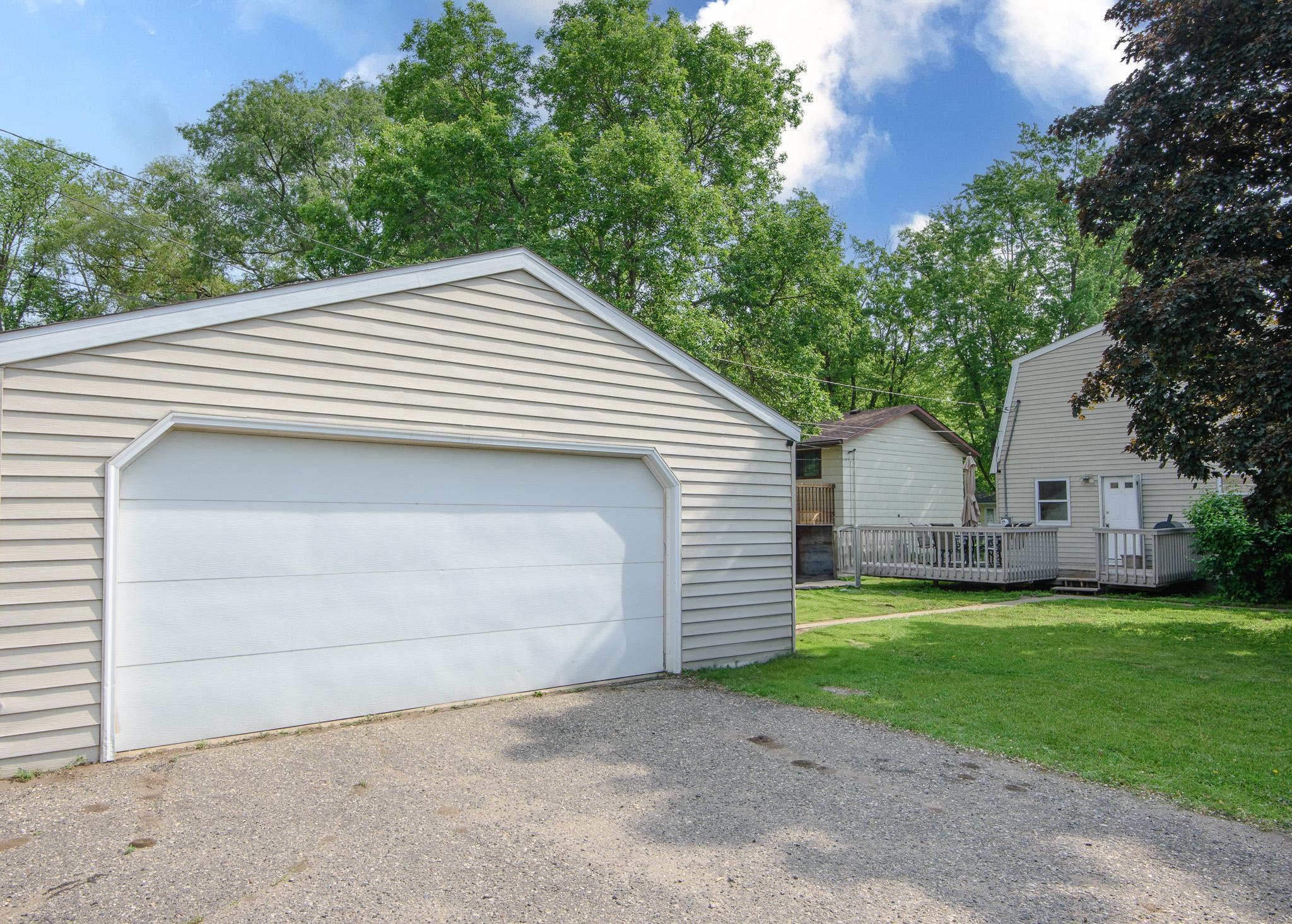 1221 11th Street Property Photo 5