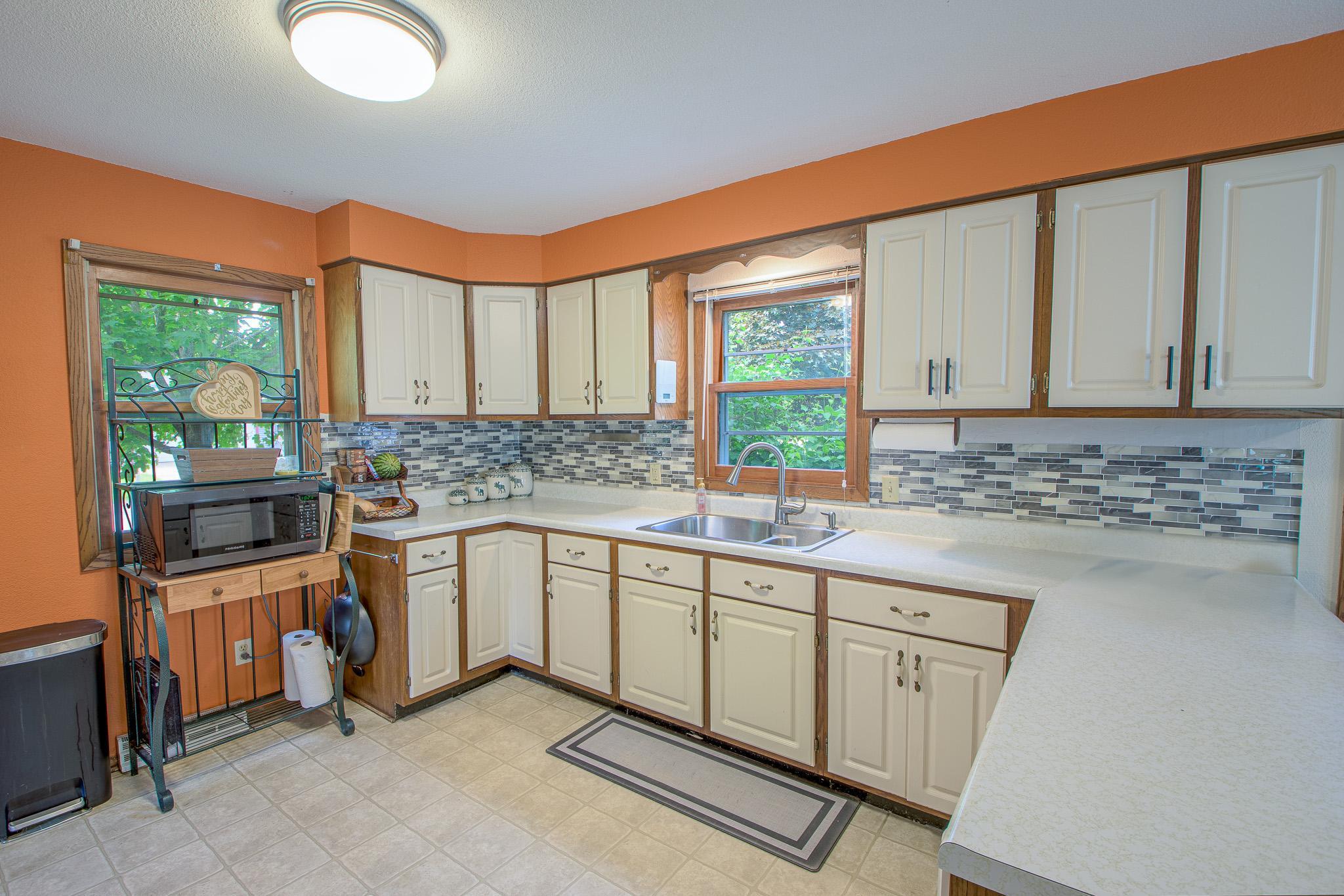1221 11th Street Property Photo 8
