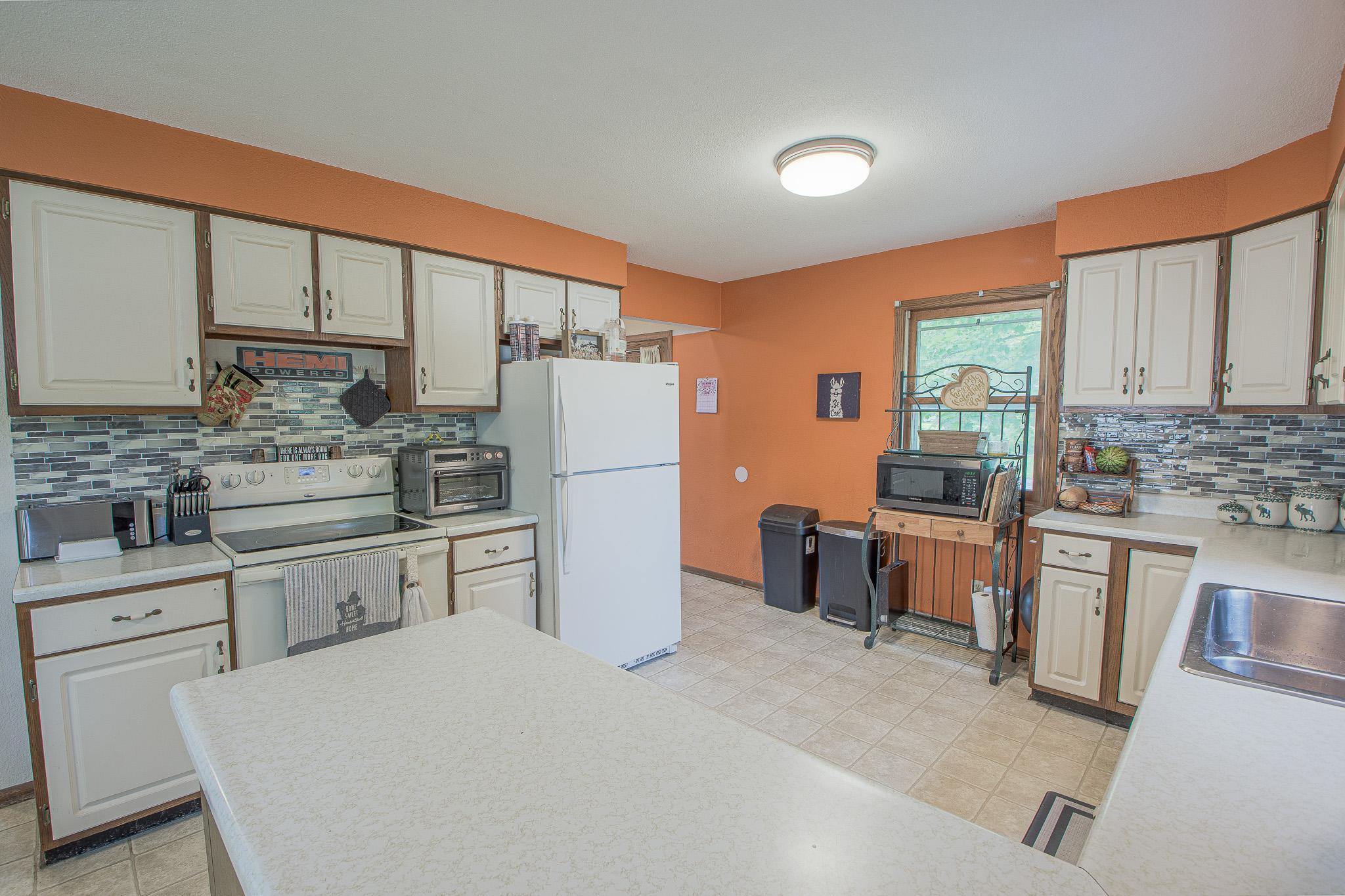 1221 11th Street Property Photo 9