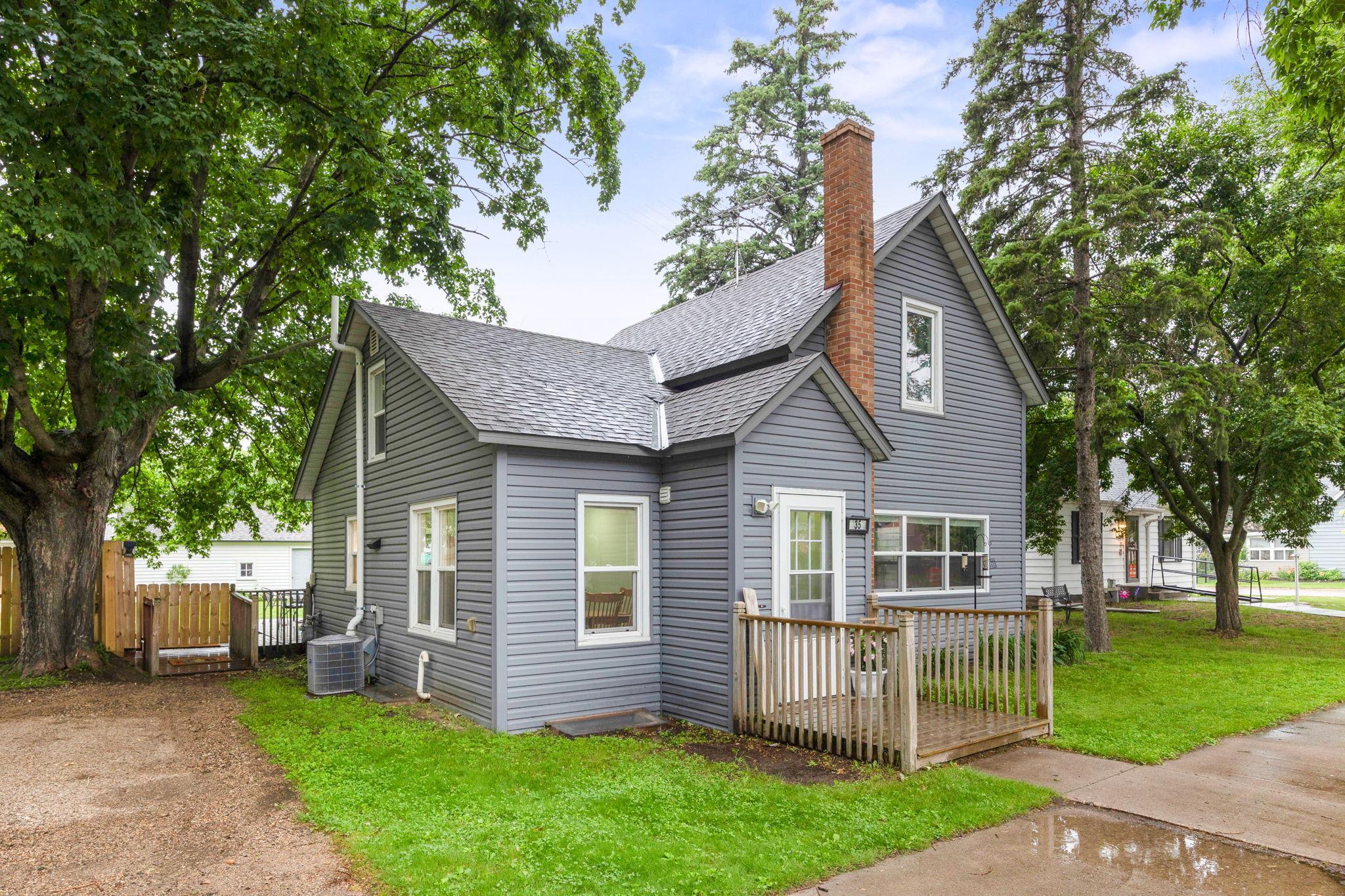 35 Hickory Street Property Photo 1