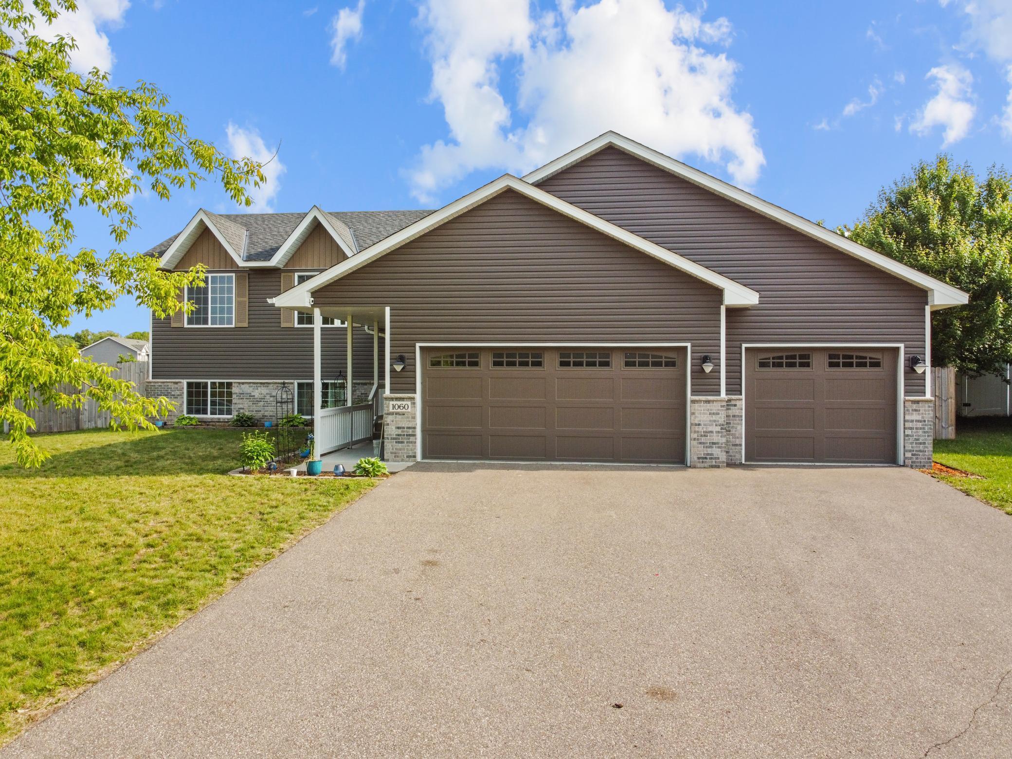 1060 Fillmore Circle Property Photo 1
