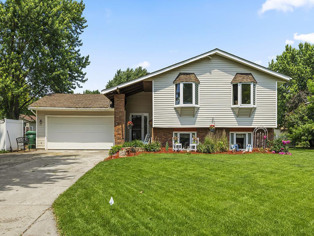 10740 99th Place Property Photo 1
