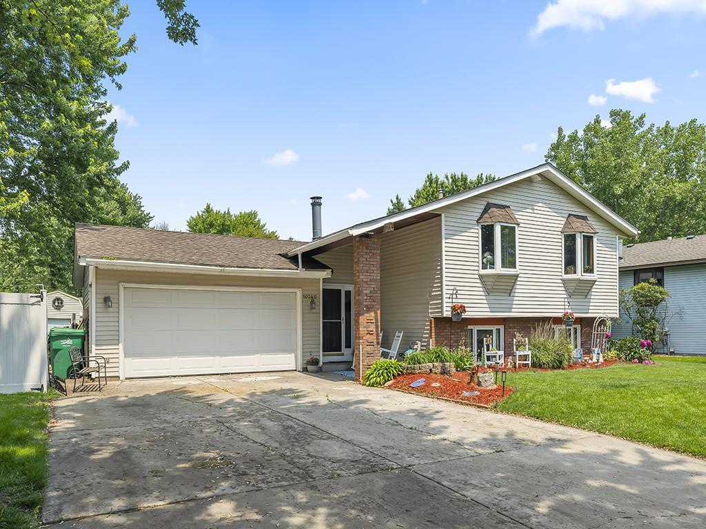 10740 99th Place Property Photo 3