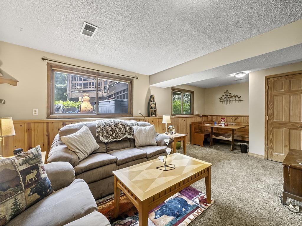 10740 99th Place Property Photo 17