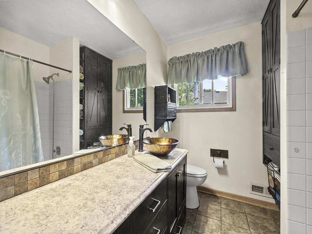 10740 99th Place Property Photo 28