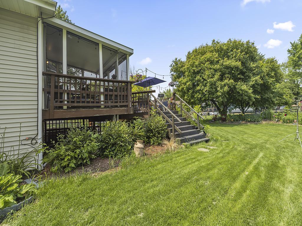 10740 99th Place Property Photo 33