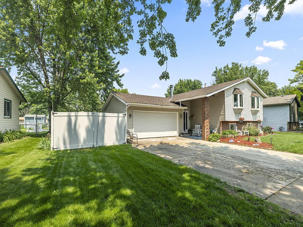 10740 99th Place Property Photo 38