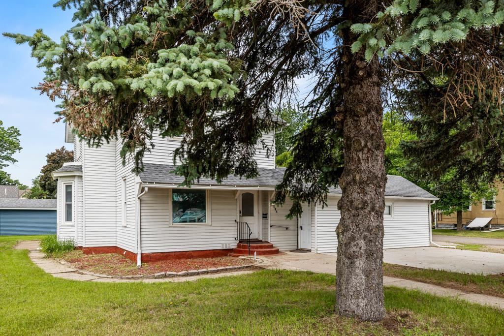 533 Main Street Property Photo 8