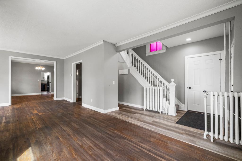 533 Main Street Property Photo 15