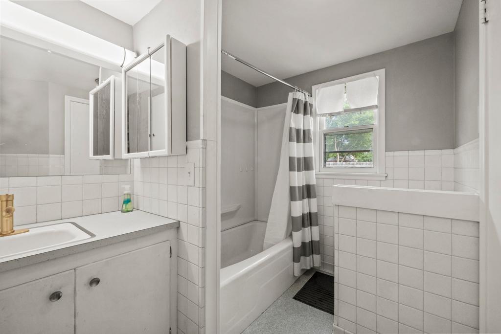 533 Main Street Property Photo 23