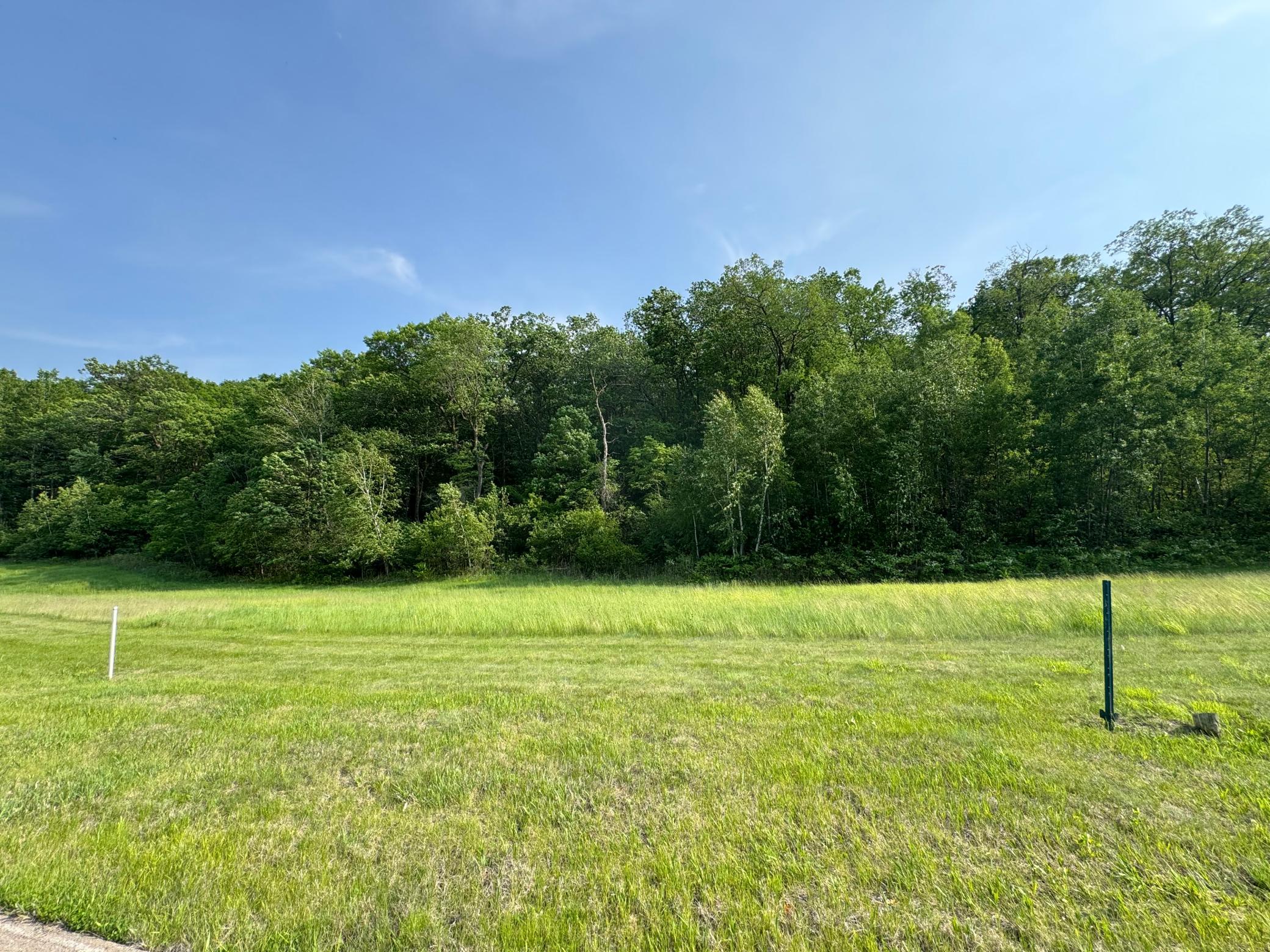 2812 Oakhurst Drive Property Photo 1