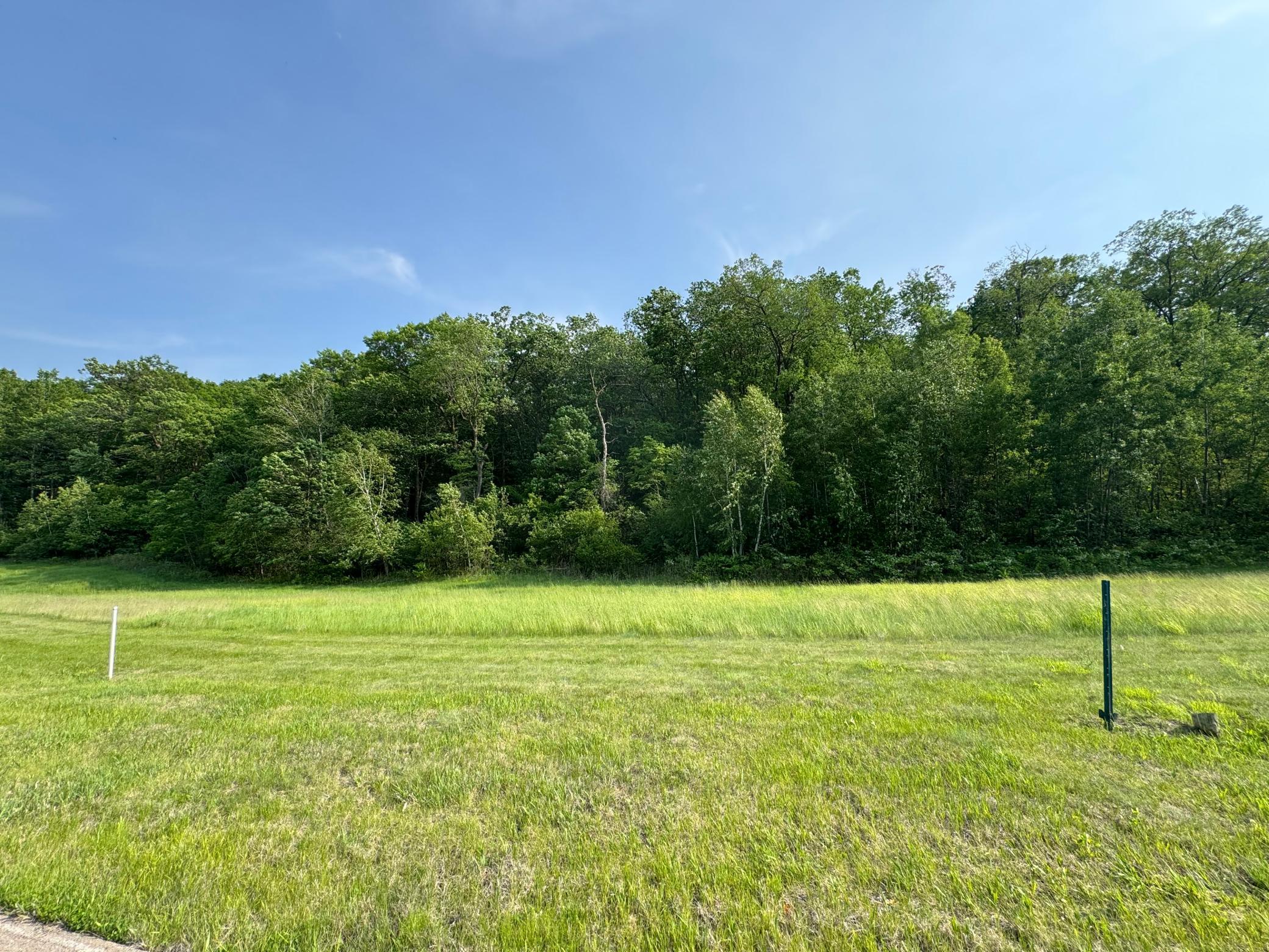 2812 Oakhurst Drive Property Photo 1
