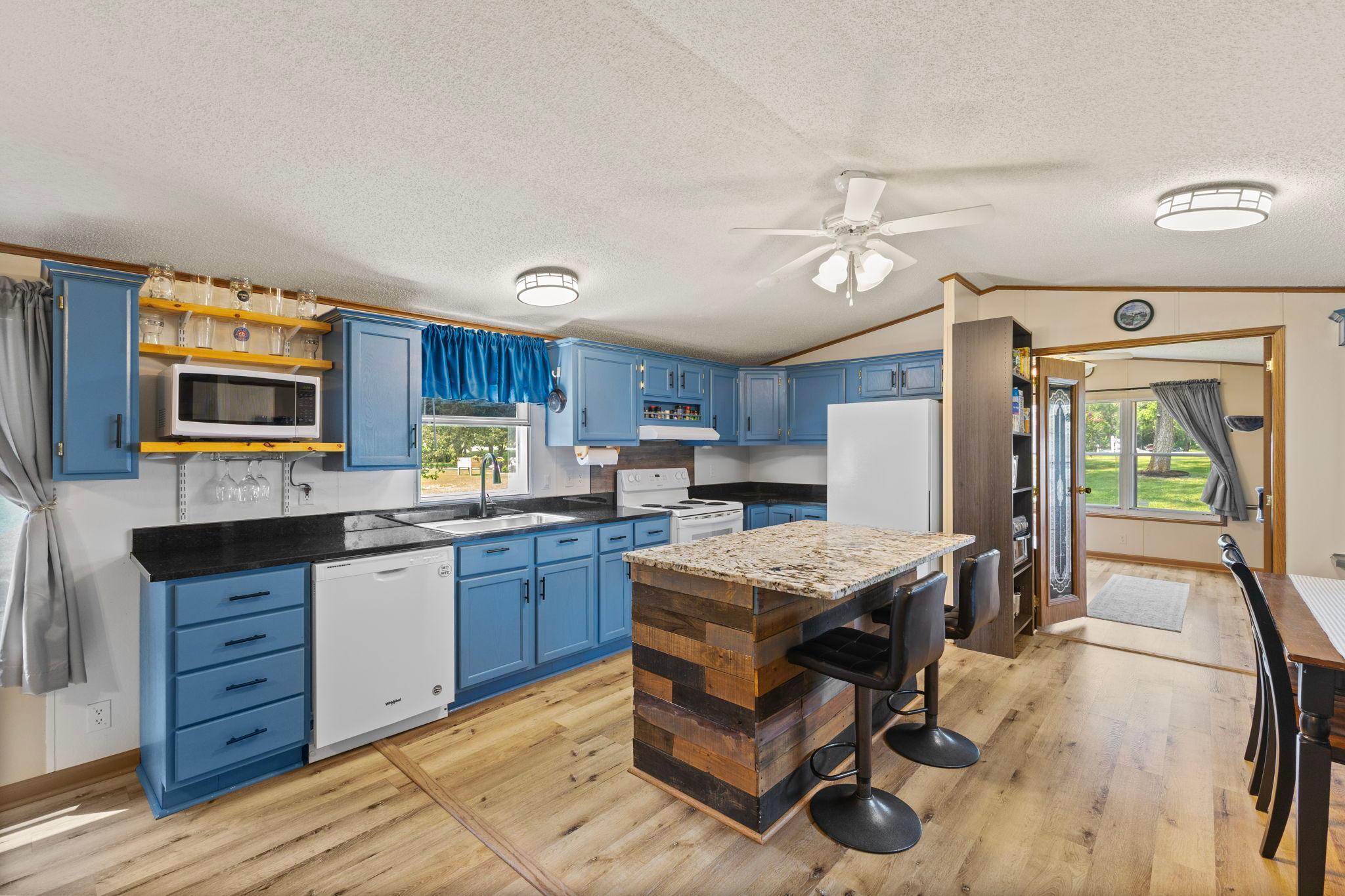4799 Bridgewater Road Property Photo 2