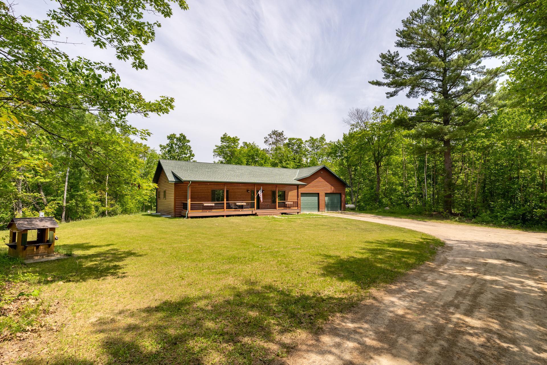 1268 Nellie Lake Lane Property Photo 1